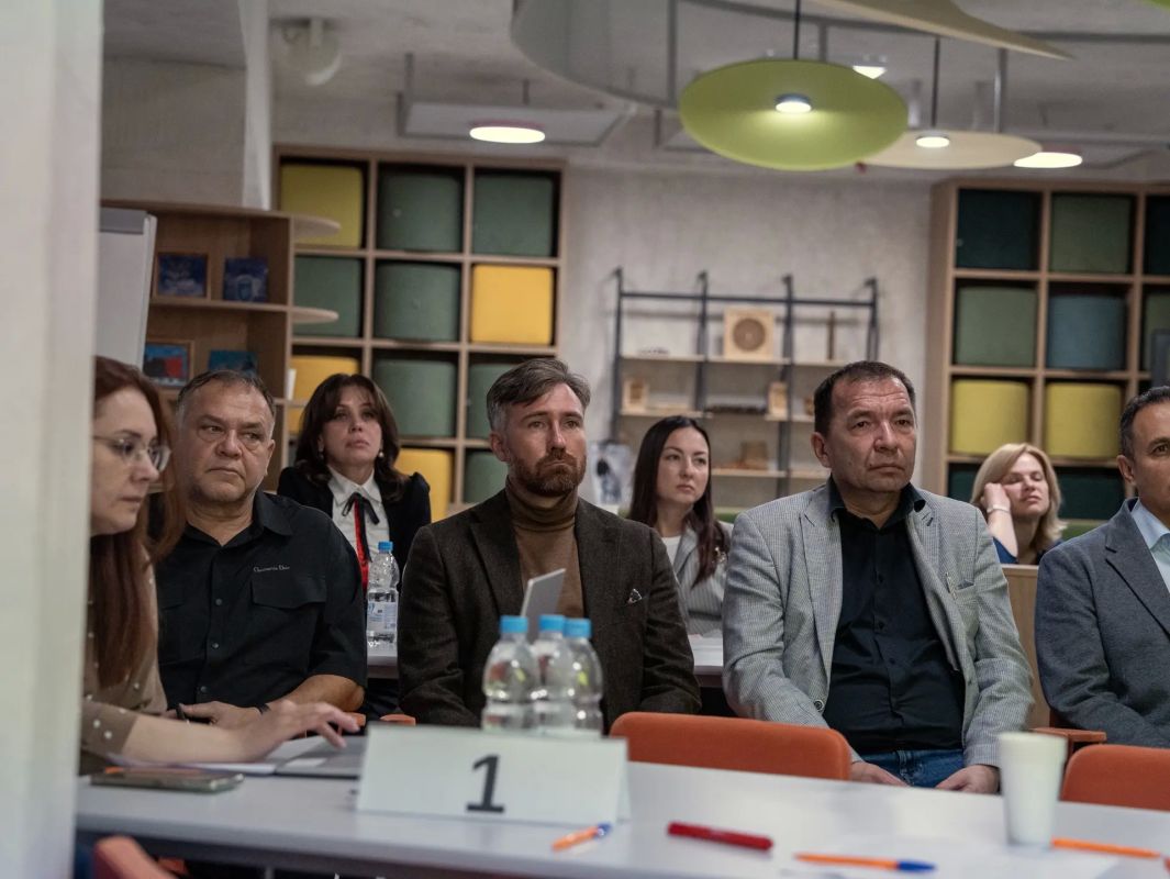 На пути к новым проектам. В арт-резиденции «Сова» обсудили, какие новые инвестиционные проекты могут появиться в Новом Уренгое На пути к новым проектам. В арт-резиденции «Сова» обсудили, какие новые инвестиционные проекты могут появиться в Новом Уренгое