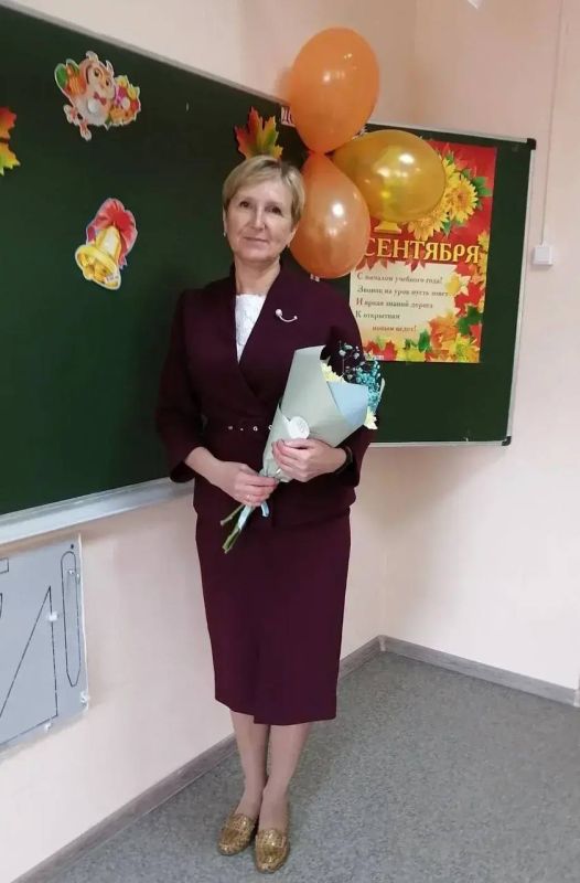 Сегодня, в День учителя, поздравляем всех педагогов и в праздник хотим рассказать о Нине Чупровой - учителе физической культуры школы №6. За плечами педагога - 39 лет и 8 месяцев работы в школе