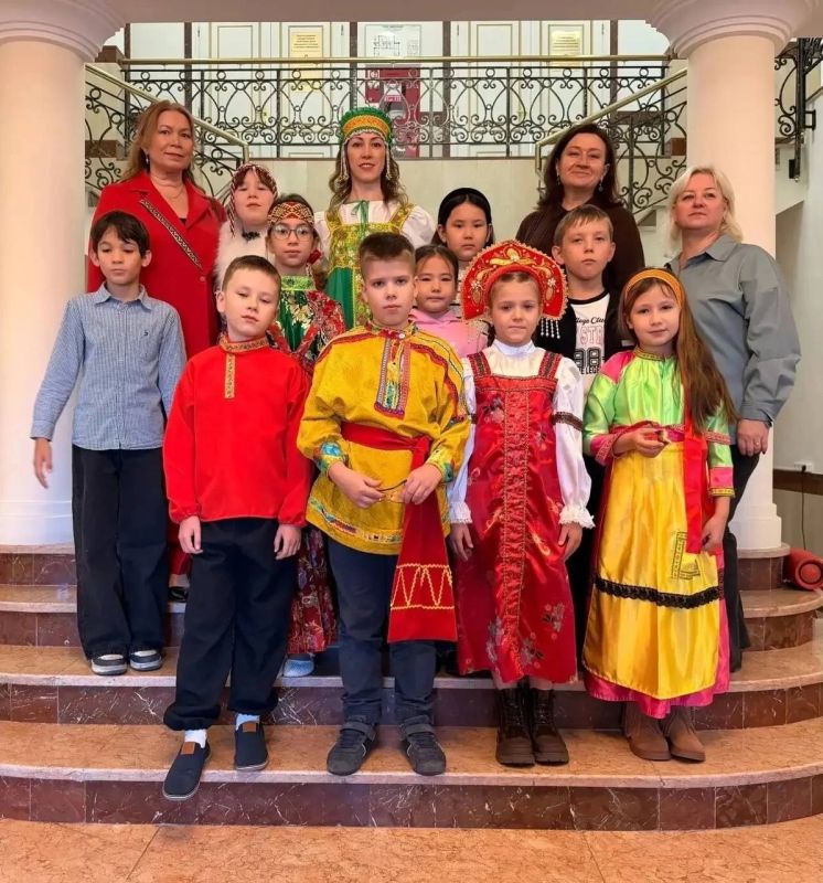Школьники Салехарда узнали о свадебных традициях хантов и ненцев Школьники Салехарда узнали о свадебных традициях хантов и ненцев