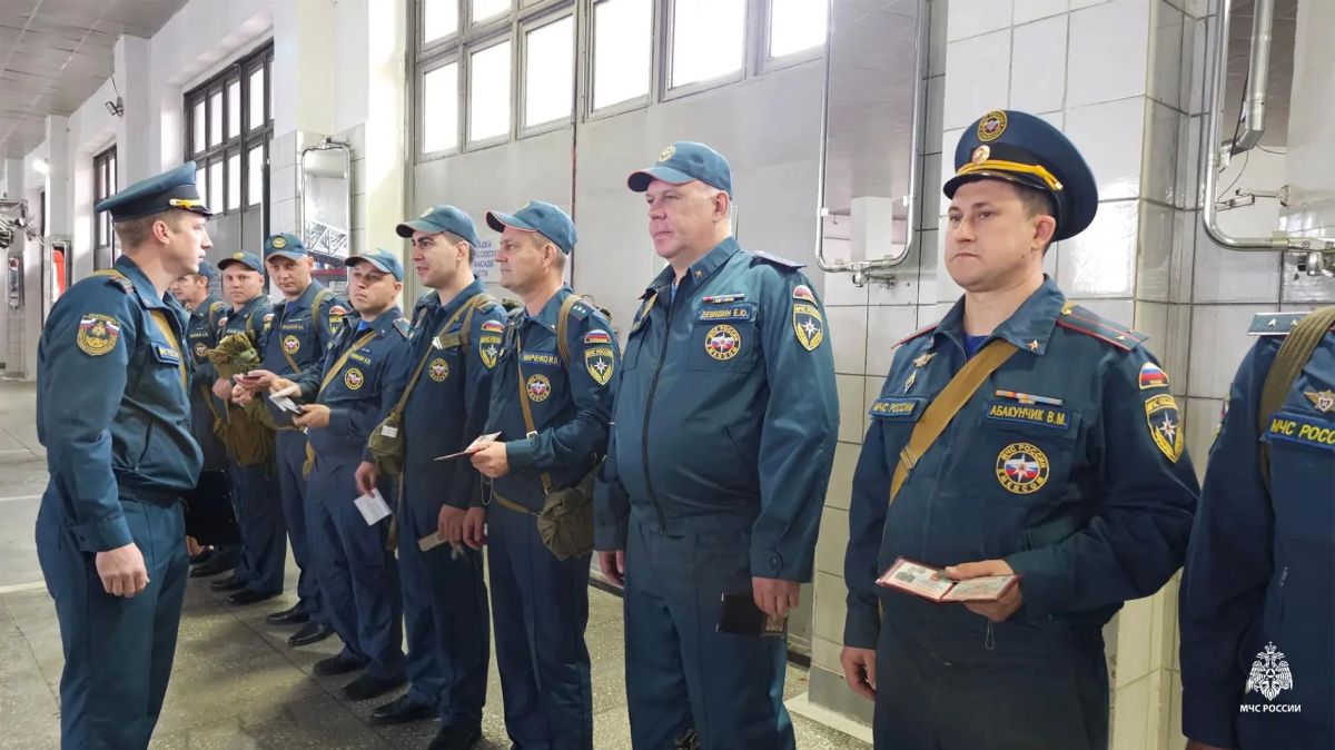 Строевые смотры в подразделениях ГУ МЧС России по ЯНАО: комплексная проверка готовности в рамках штабной тренировки Строевые смотры в подразделениях ГУ МЧС России по ЯНАО: комплексная проверка готовности в рамках штабной тренировки