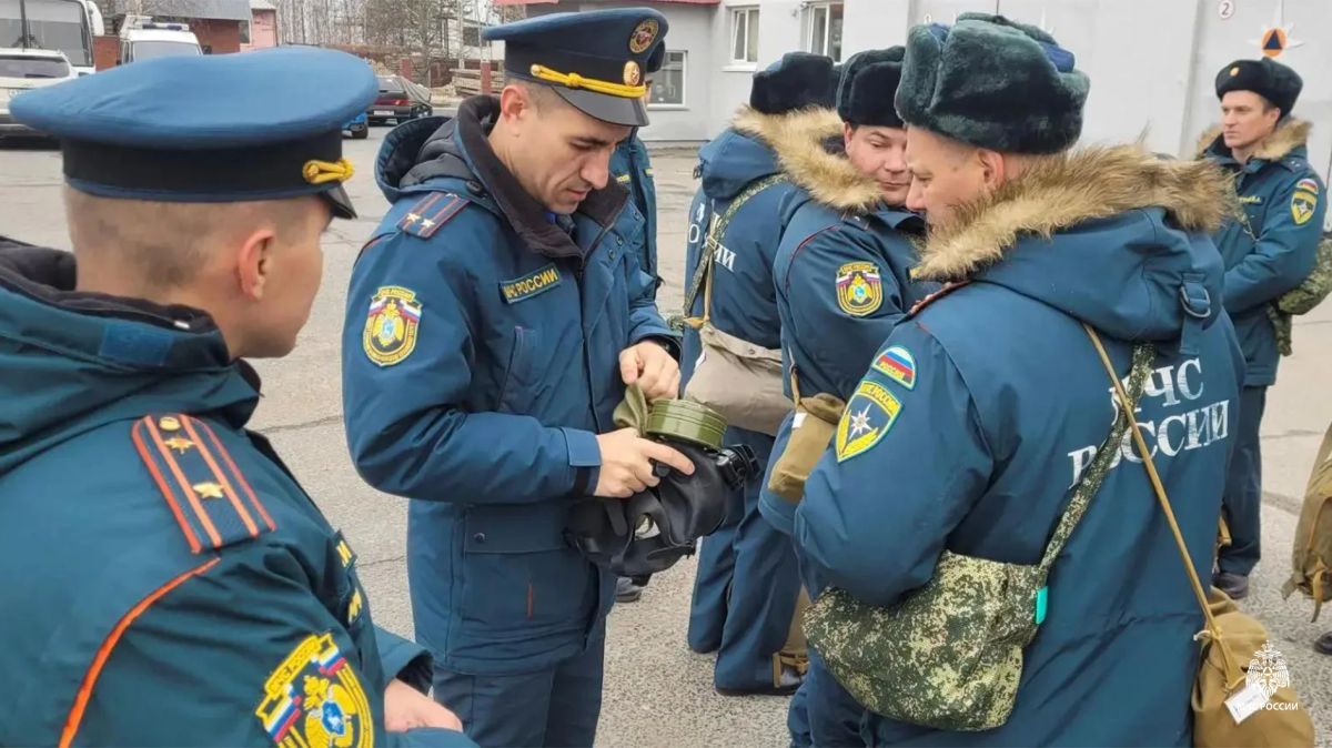 Строевые смотры в подразделениях ГУ МЧС России по ЯНАО: комплексная проверка готовности в рамках штабной тренировки Строевые смотры в подразделениях ГУ МЧС России по ЯНАО: комплексная проверка готовности в рамках штабной тренировки