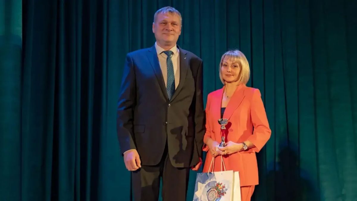 Тружеников АПК Ямала отметили наградами в преддверии профессионального праздника Тружеников АПК Ямала отметили наградами в преддверии профессионального праздника