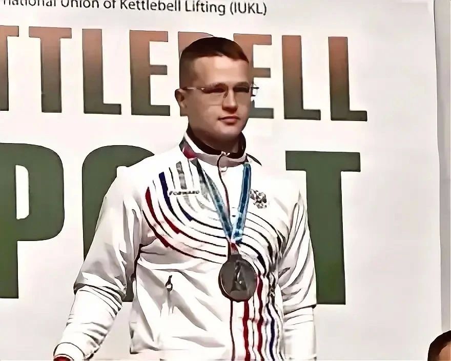 Ямальские гиревики завоевали пять медалей на чемпионате и первенстве мира Ямальские гиревики завоевали пять медалей на чемпионате и первенстве мира