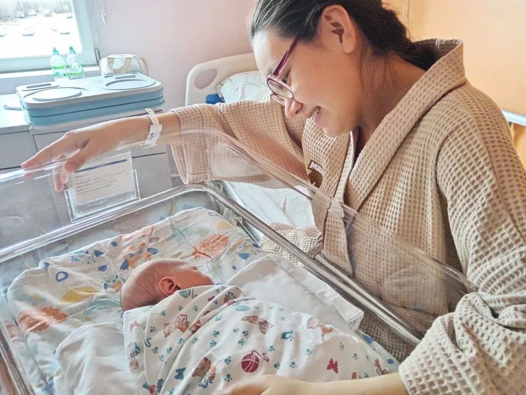 В окружной столице родился тысячный малыш с начала года