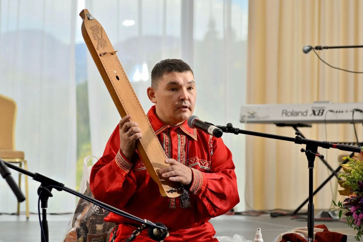 Ямальские артисты вошли в состав жюри XIII Международного фестиваля «Русская песня над Дунаем» в Словакии Ямальские артисты вошли в состав жюри XIII Международного фестиваля «Русская песня над Дунаем» в Словакии