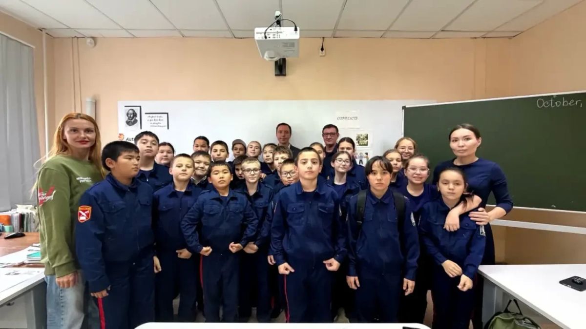 В Салехарде кадетам Следственного комитета России рассказали, как не стать жертвой вербовки В Салехарде кадетам Следственного комитета России рассказали, как не стать жертвой вербовки