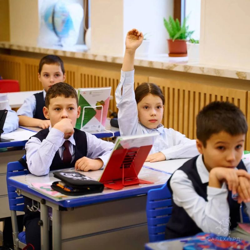 Почти 200 родителей посетили открытые уроки в школах Салехарда Почти 200 родителей посетили открытые уроки в школах Салехарда