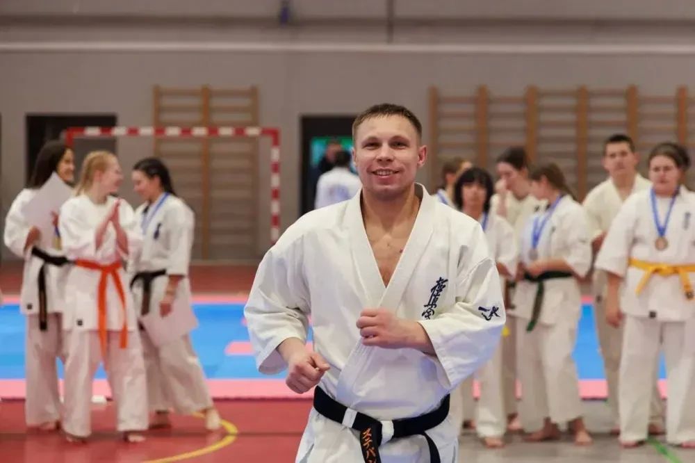 Миллион рублей за переезд: на Ямале стартует финальный поток программы «Земский тренер»