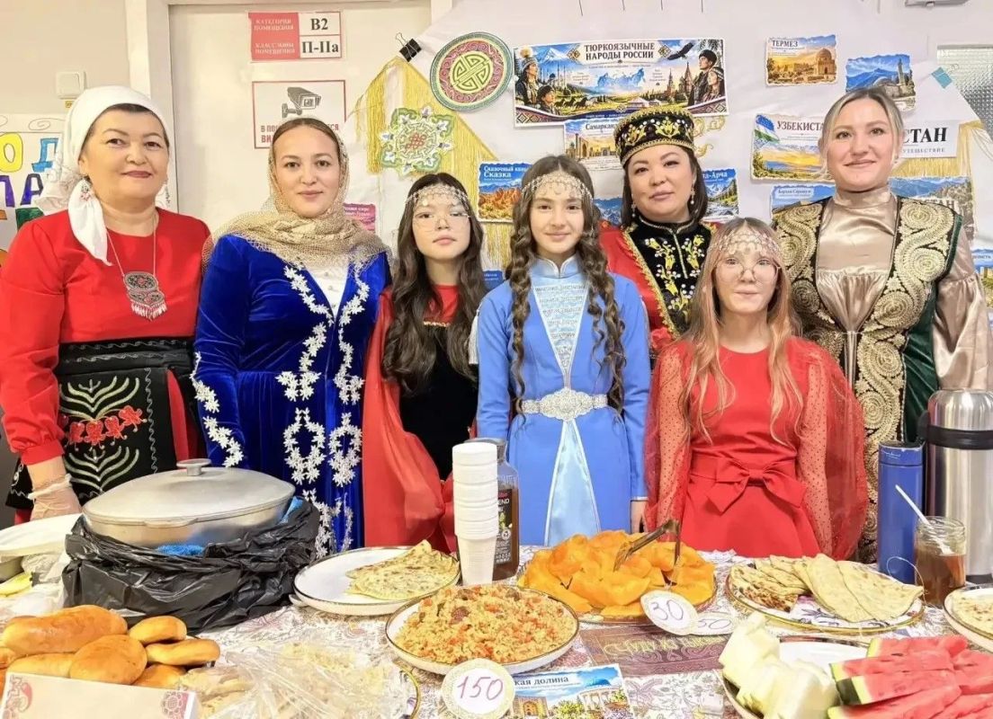 В Салехарде стартовали благотворительные ярмарки В Салехарде стартовали благотворительные ярмарки