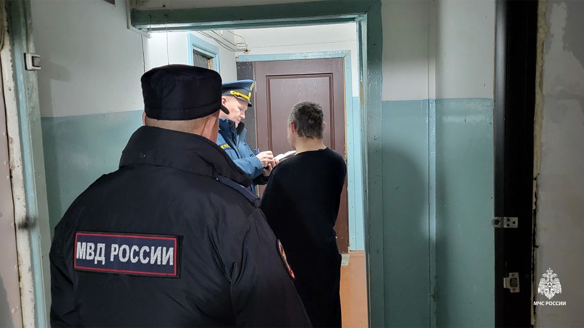 В городе Лабытнанги проходят профилактические мероприятия в жилом секторе, направленные на снижение количества пожаров и последствий от них В городе Лабытнанги проходят профилактические мероприятия в жилом секторе, направленные на снижение количества пожаров и последствий от них