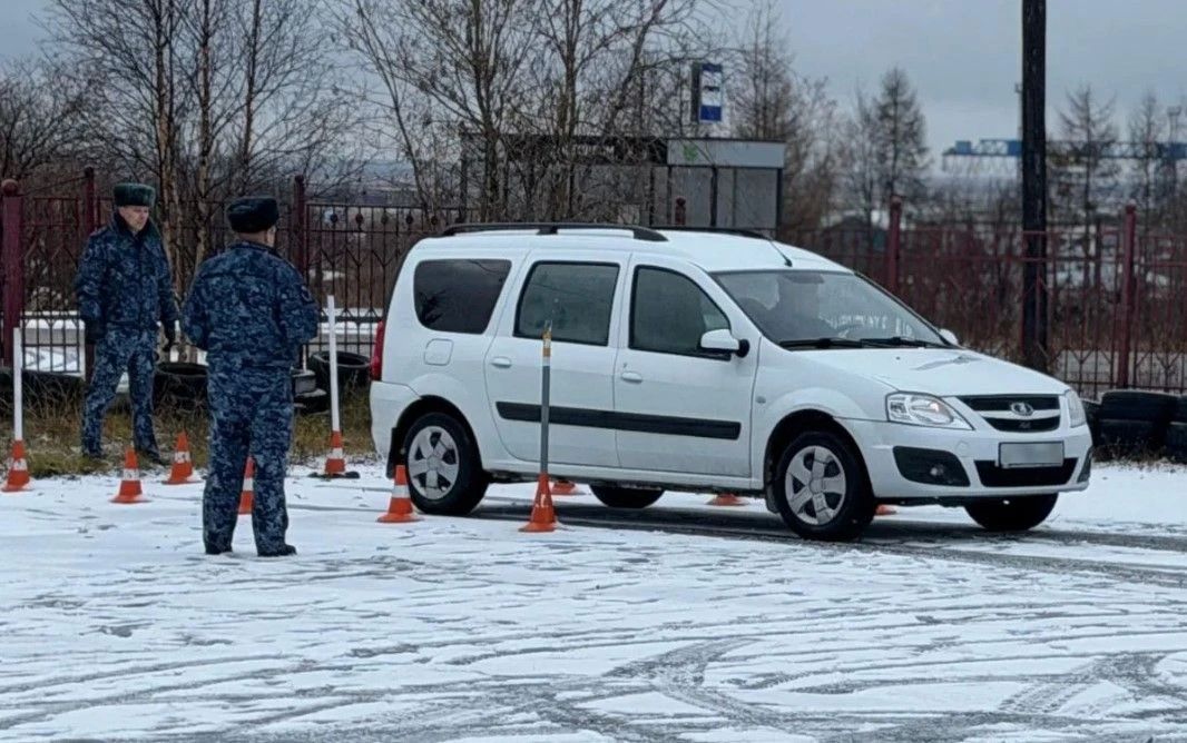 В Лабытнанги выбрали лучшего водителя УФСИН В Лабытнанги выбрали лучшего водителя УФСИН