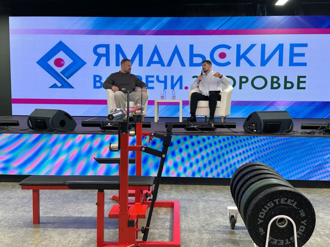 Салехард встретил легенду пауэрлифтинга