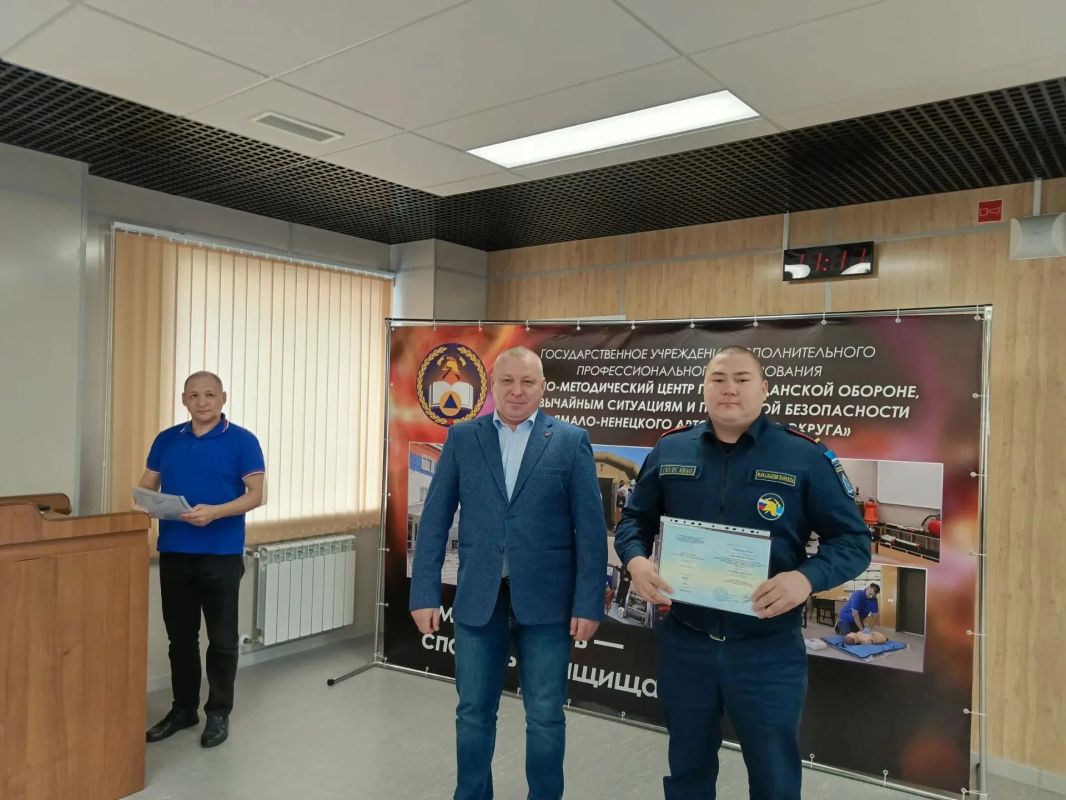 В учебно-методическом центре сегодня выпускной В учебно-методическом центре сегодня выпускной