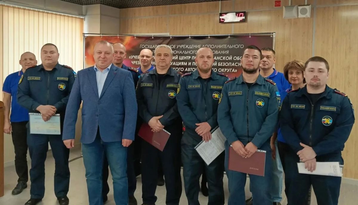 В учебно-методическом центре сегодня выпускной В учебно-методическом центре сегодня выпускной