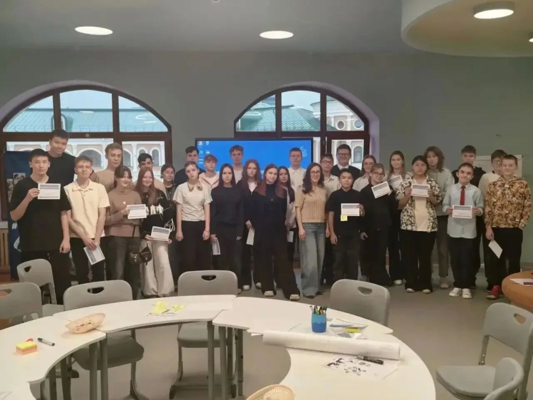 Салехардские школьники прошли мастер-класс по инициативному бюджетированию Салехардские школьники прошли мастер-класс по инициативному бюджетированию