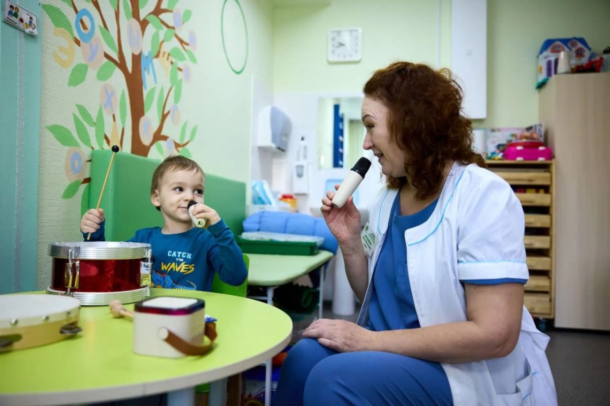 Первых пациентов принимает обновленный центр патологии речи в Ноябрьске Первых пациентов принимает обновленный центр патологии речи в Ноябрьске