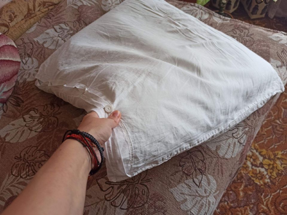 Как вернуть свежесть подушкам: полезные советы на каждый день