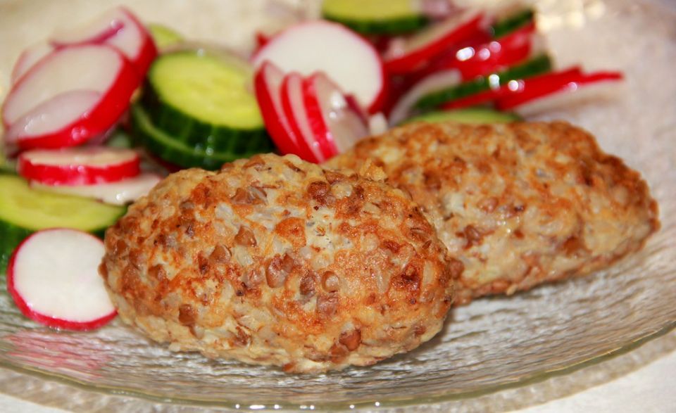 Ностальгия по вкусу: Как подготовить идеальный советский обед на вашей кухне