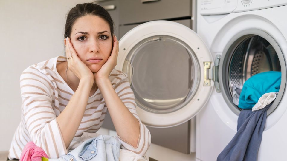 Потом не удивляйтесь, что машинка хуже работает: это средство мигом вызовет засор