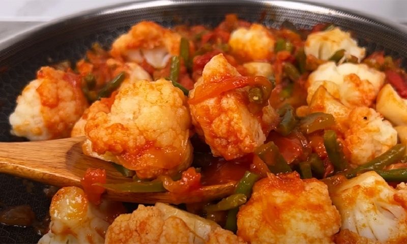 Цветная капуста в томатном соусе: новое сердце вашего ужина