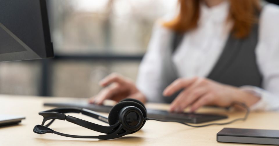 Проблемы с контактами аварийных служб: жители остаются без связи