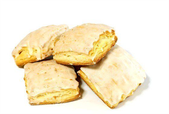 Сочные бисквиты в лимонной глазури